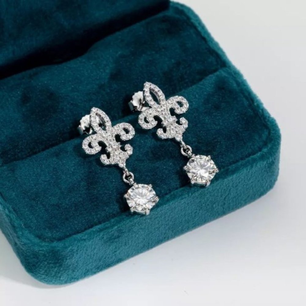 Certified 2ct. t.w. Diamond Brilliant Cut Elegant Dangle Earrings